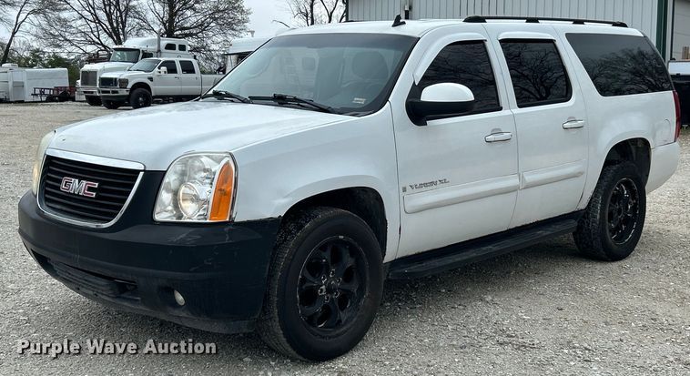 image for item EK2890 2007 GMC Yukon SUV