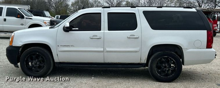 image for item EK2890 2007 GMC Yukon SUV