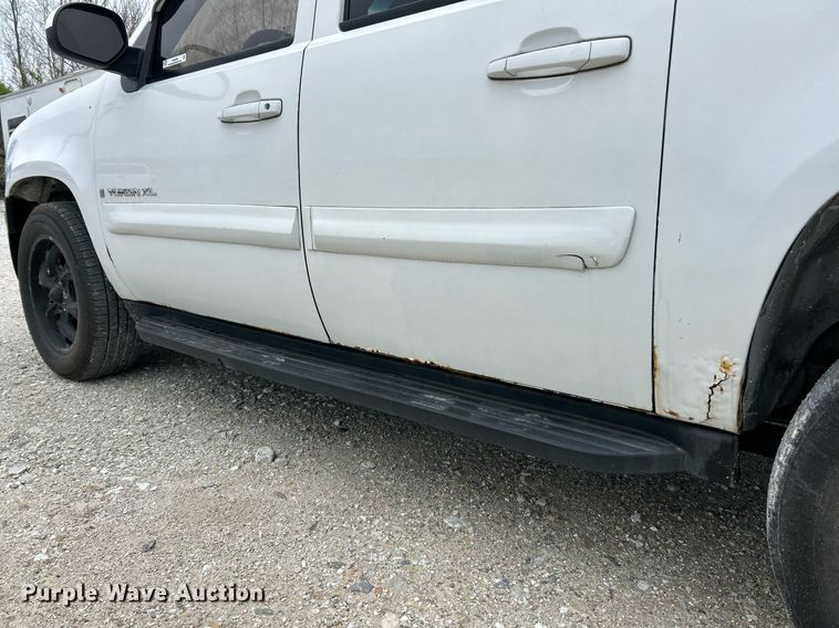 image for item EK2890 2007 GMC Yukon SUV