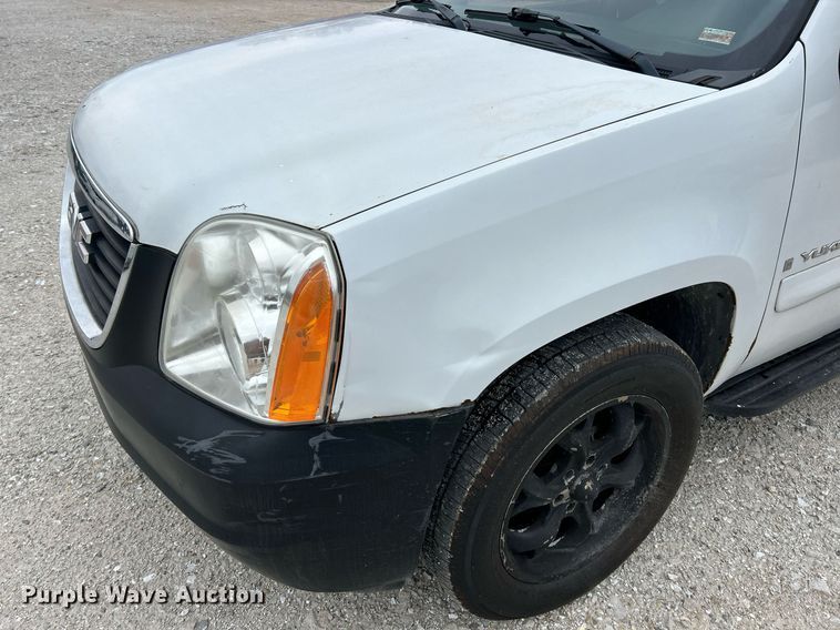 image for item EK2890 2007 GMC Yukon SUV