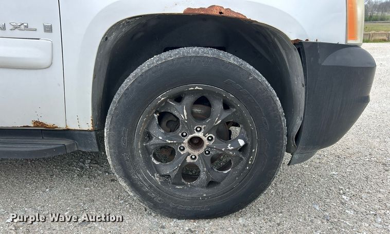 image for item EK2890 2007 GMC Yukon SUV