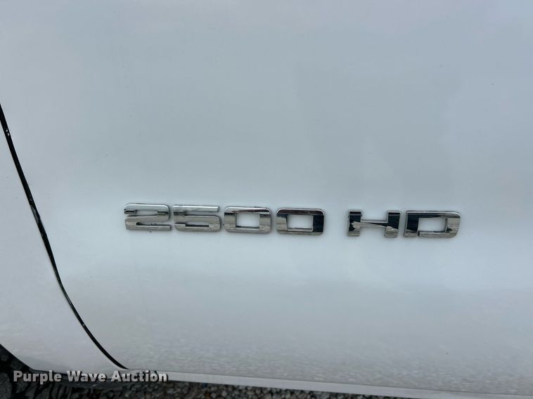 image for item EK2896 2018 Chevrolet Silverado 2500HD Double Cab pickup truck