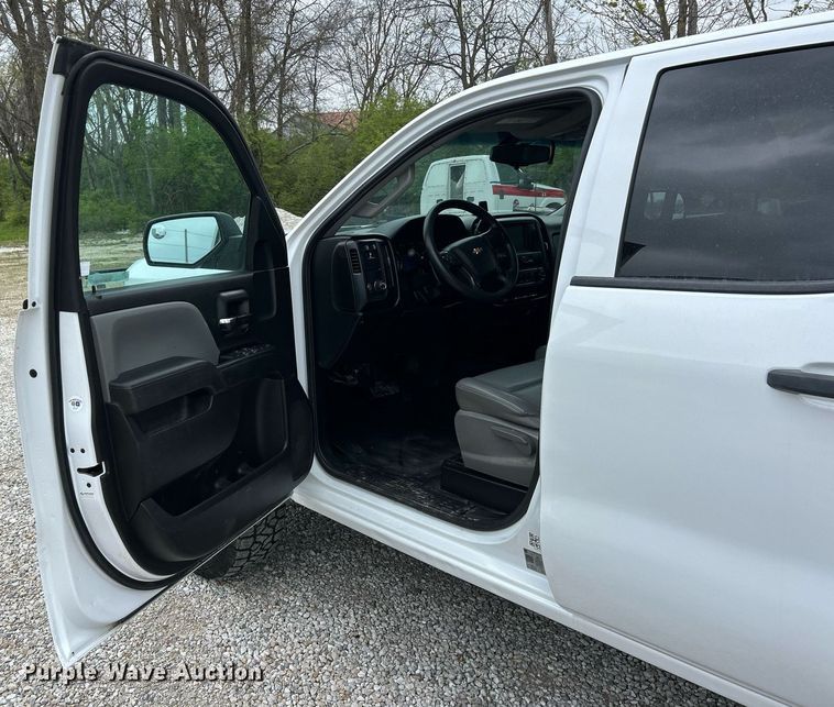 image for item EK2896 2018 Chevrolet Silverado 2500HD Double Cab pickup truck