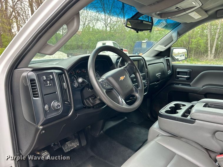 image for item EK2896 2018 Chevrolet Silverado 2500HD Double Cab pickup truck