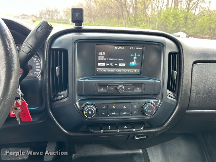 image for item EK2896 2018 Chevrolet Silverado 2500HD Double Cab pickup truck