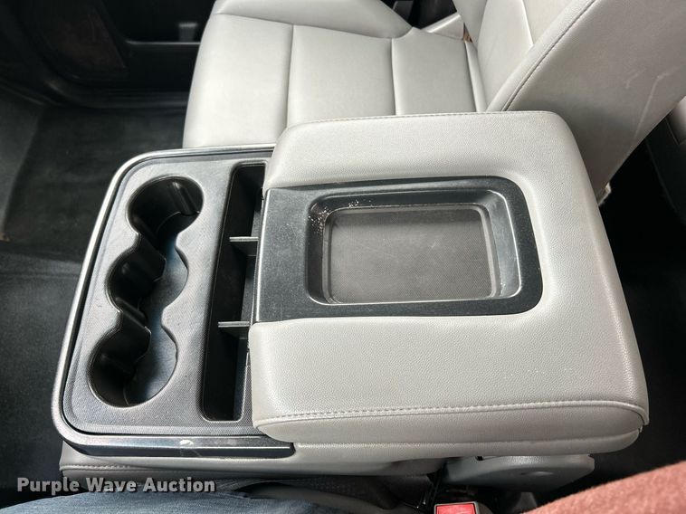 image for item EK2896 2018 Chevrolet Silverado 2500HD Double Cab pickup truck