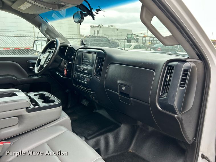 image for item EK2896 2018 Chevrolet Silverado 2500HD Double Cab pickup truck