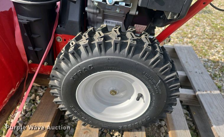 image for item EK5154 Troy-Bilt Storm 2840 snow blower