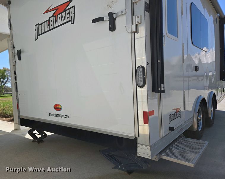 image for item EL1992 2022 Sundowner 1986TB toy hauler camper