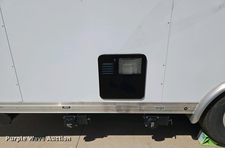 image for item EL1992 2022 Sundowner 1986TB toy hauler camper