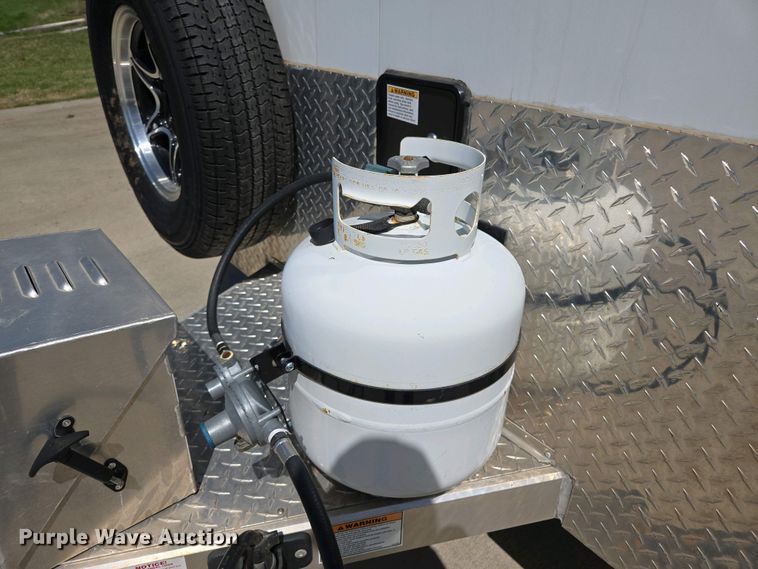 image for item EL1992 2022 Sundowner 1986TB toy hauler camper