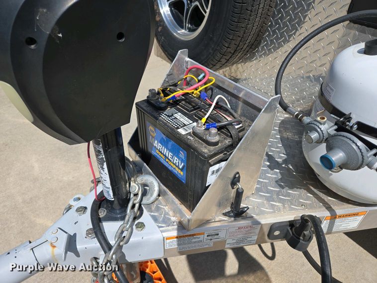 image for item EL1992 2022 Sundowner 1986TB toy hauler camper