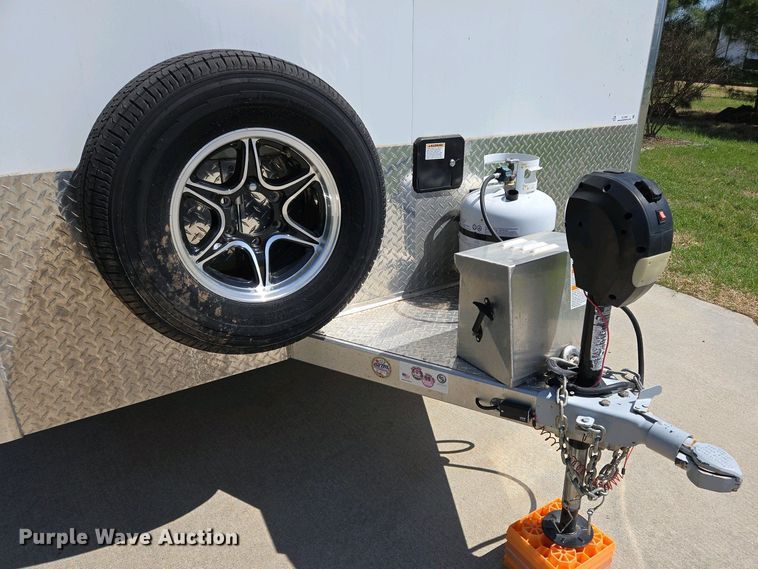 image for item EL1992 2022 Sundowner 1986TB toy hauler camper