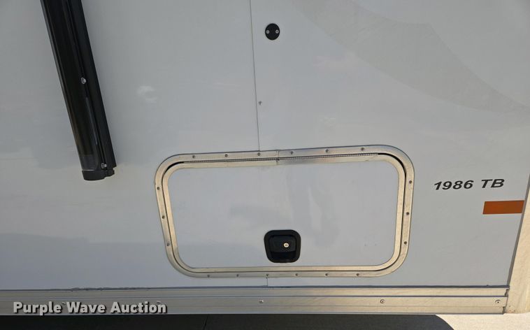 image for item EL1992 2022 Sundowner 1986TB toy hauler camper