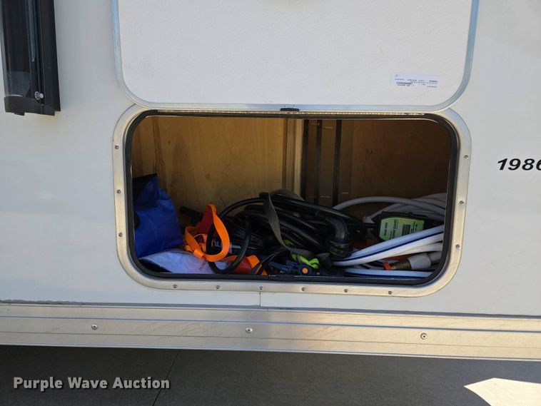 image for item EL1992 2022 Sundowner 1986TB toy hauler camper