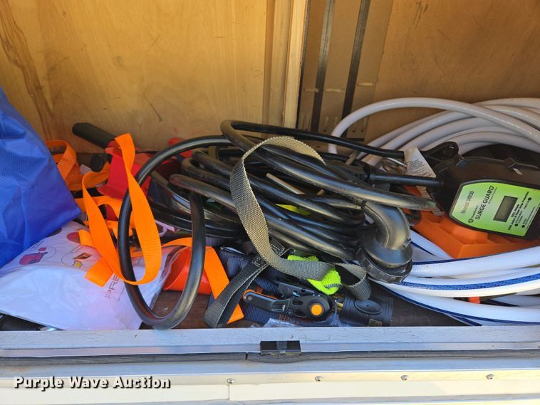 image for item EL1992 2022 Sundowner 1986TB toy hauler camper