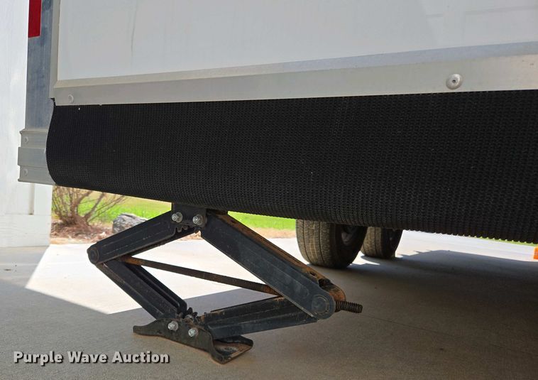 image for item EL1992 2022 Sundowner 1986TB toy hauler camper