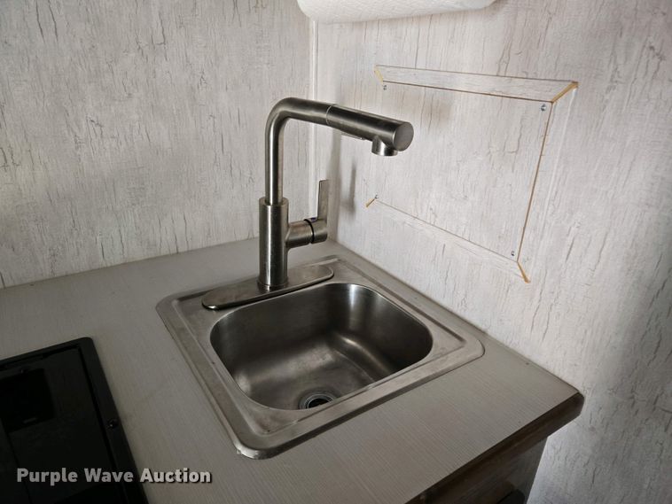 image for item EL1992 2022 Sundowner 1986TB toy hauler camper