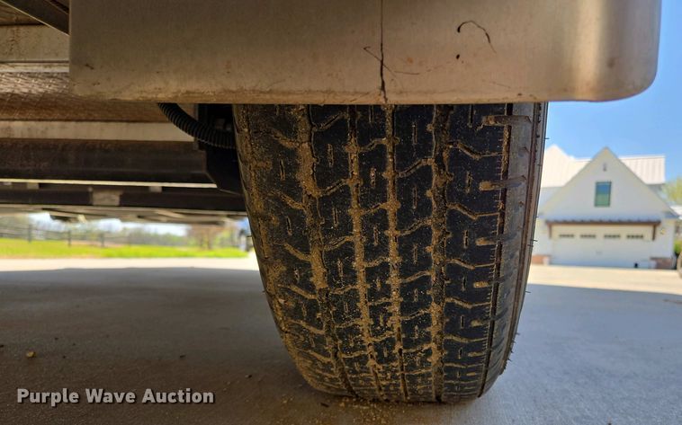 image for item EL1992 2022 Sundowner 1986TB toy hauler camper