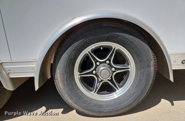 image for item EL1992 2022 Sundowner 1986TB toy hauler camper