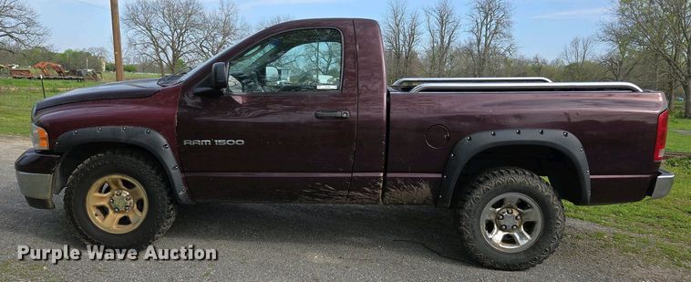 image for item EL1993 2004 Dodge Ram 1500 pickup truck