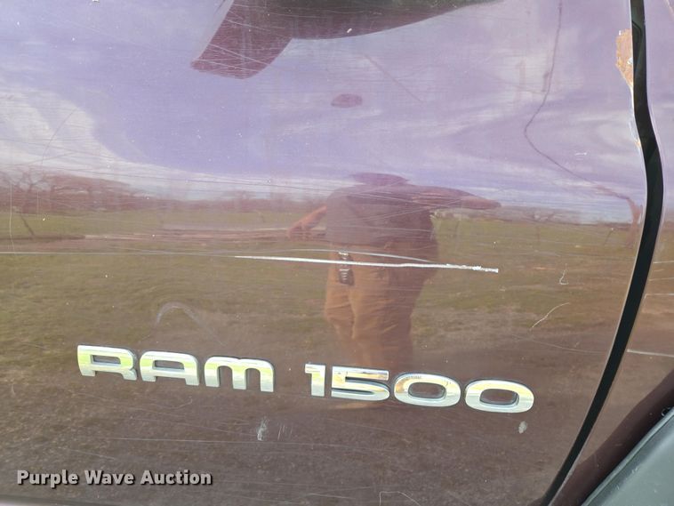 image for item EL1993 2004 Dodge Ram 1500 pickup truck