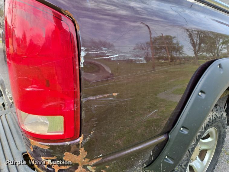 image for item EL1993 2004 Dodge Ram 1500 pickup truck