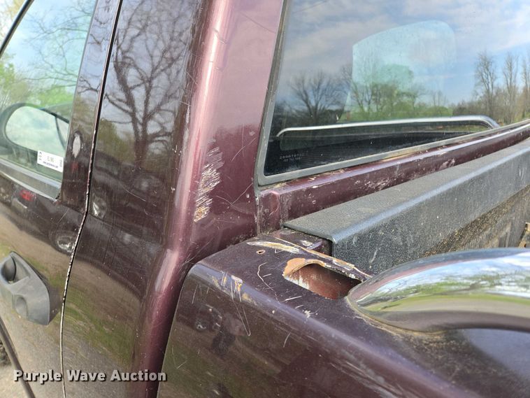 image for item EL1993 2004 Dodge Ram 1500 pickup truck