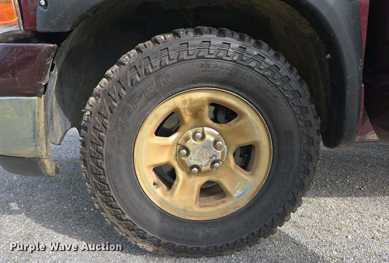 image for item EL1993 2004 Dodge Ram 1500 pickup truck