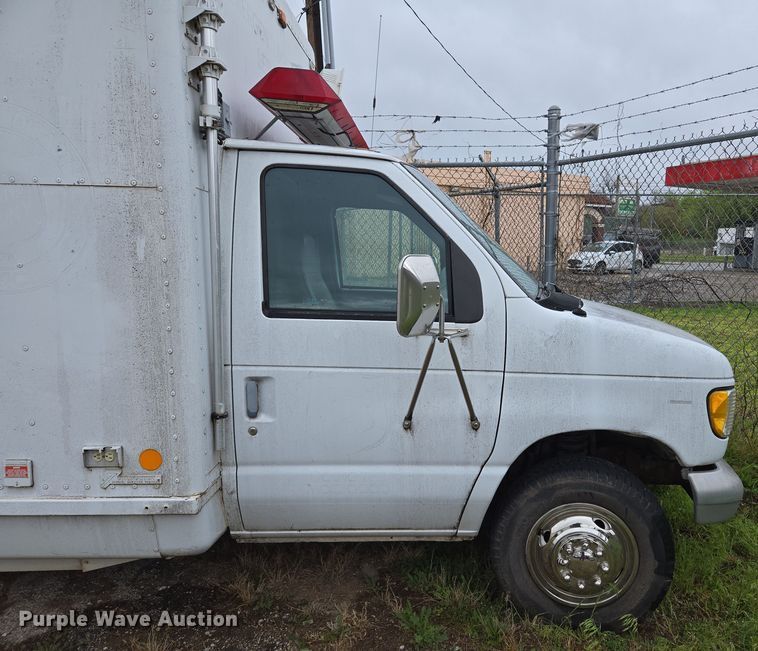 image for item EL5509 1998 Ford Econoline 3500 RV