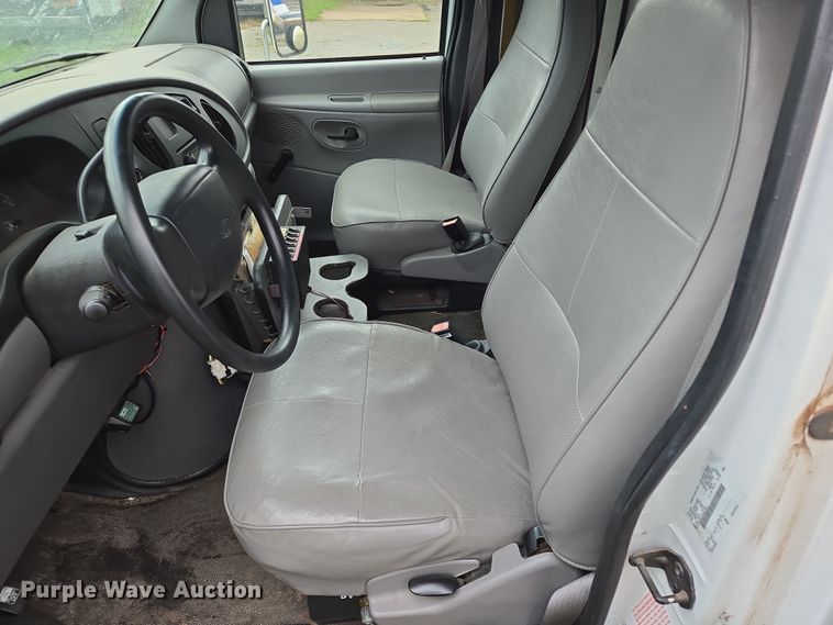 image for item EL5509 1998 Ford Econoline 3500 RV