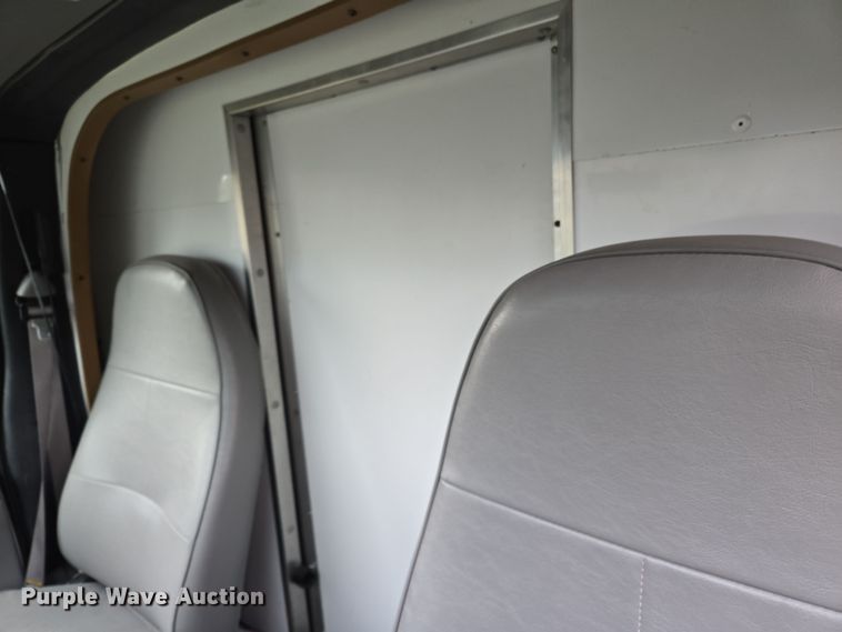 image for item EL5509 1998 Ford Econoline 3500 RV