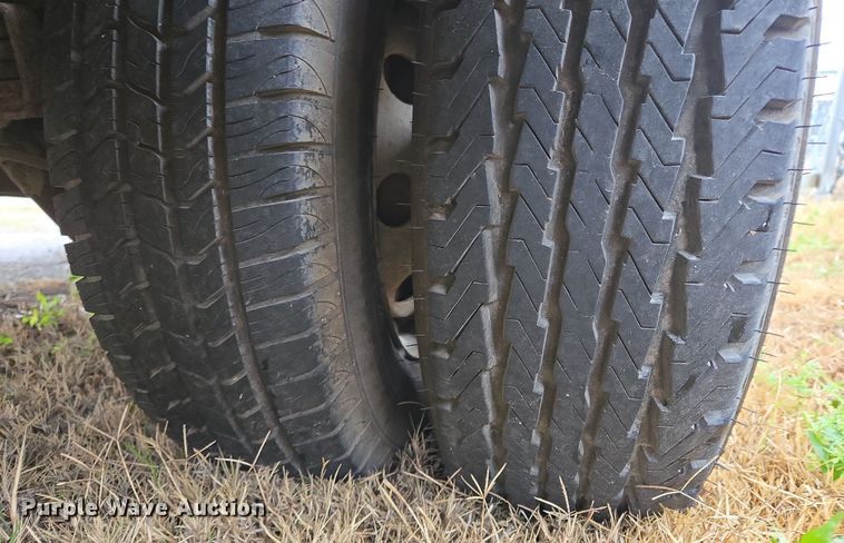 image for item EL5509 1998 Ford Econoline 3500 RV