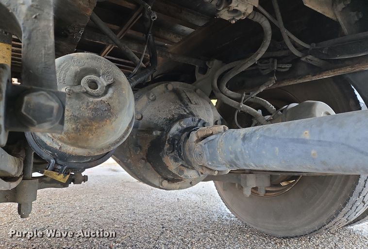 image for item EL5510 2006 International 4300 box truck