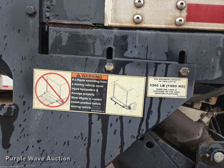 image for item EL5510 2006 International 4300 box truck