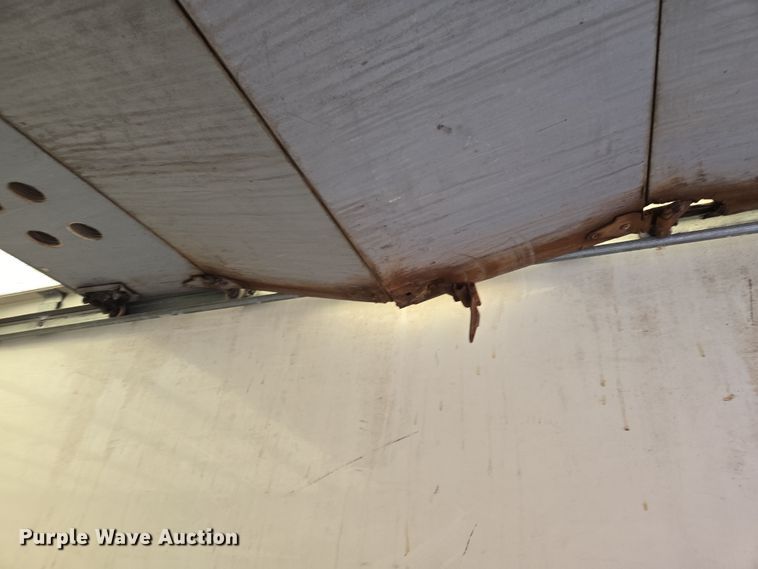 image for item EL5510 2006 International 4300 box truck