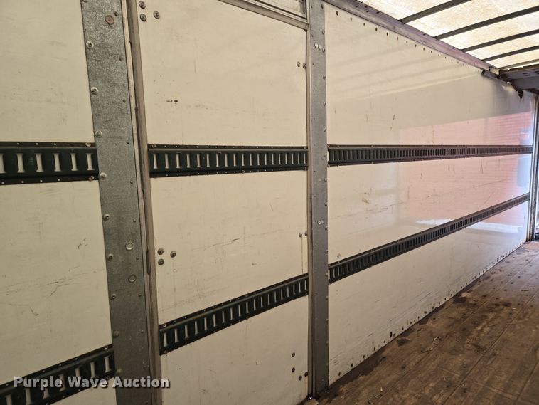 image for item EL5510 2006 International 4300 box truck