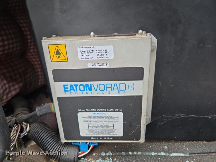 image for item EL5510 2006 International 4300 box truck