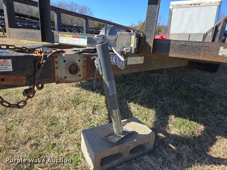 image for item EL5684 2018 Texas Bragg utility trailer