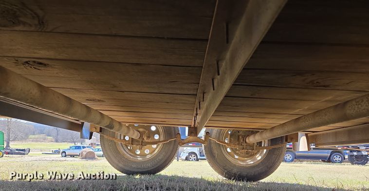 image for item EL5684 2018 Texas Bragg utility trailer