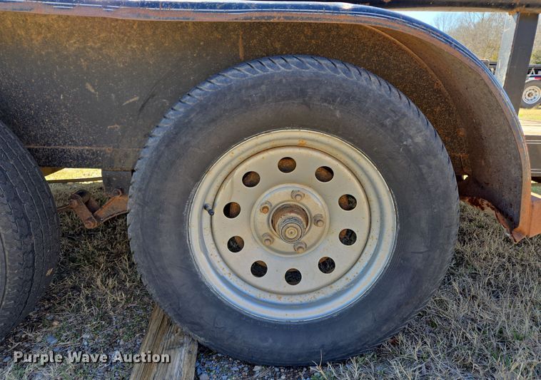 image for item EL5684 2018 Texas Bragg utility trailer