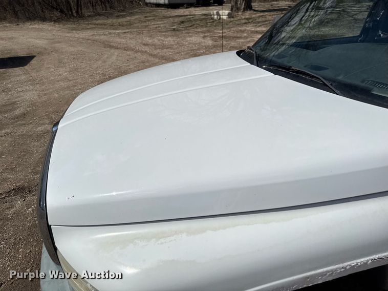 image for item EM3727 1999 Dodge Ram 1500 Quad Cab pickup truck