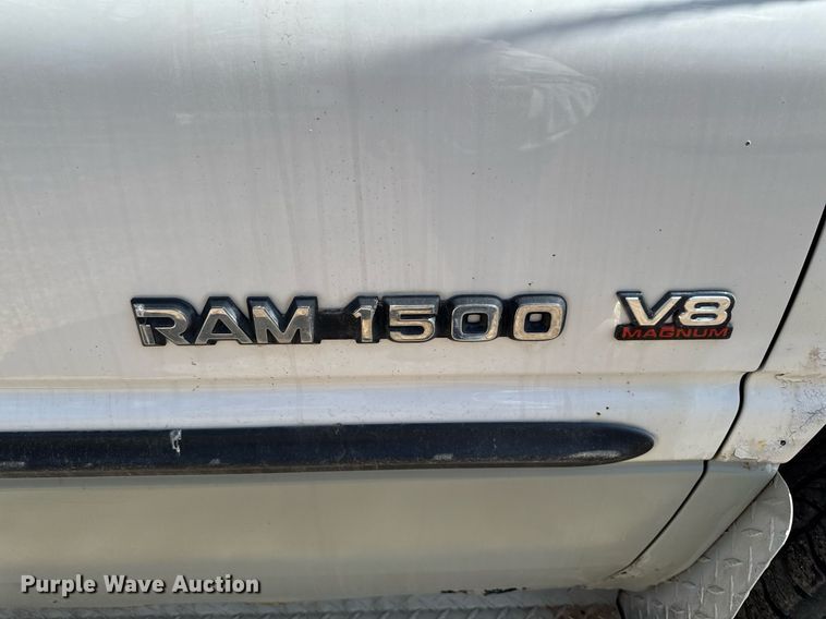 image for item EM3727 1999 Dodge Ram 1500 Quad Cab pickup truck