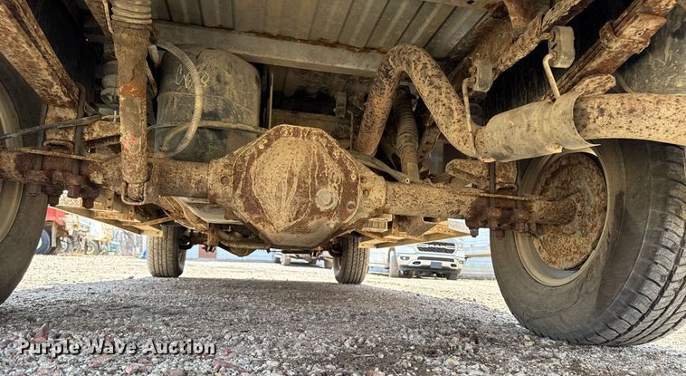 image for item EM3727 1999 Dodge Ram 1500 Quad Cab pickup truck