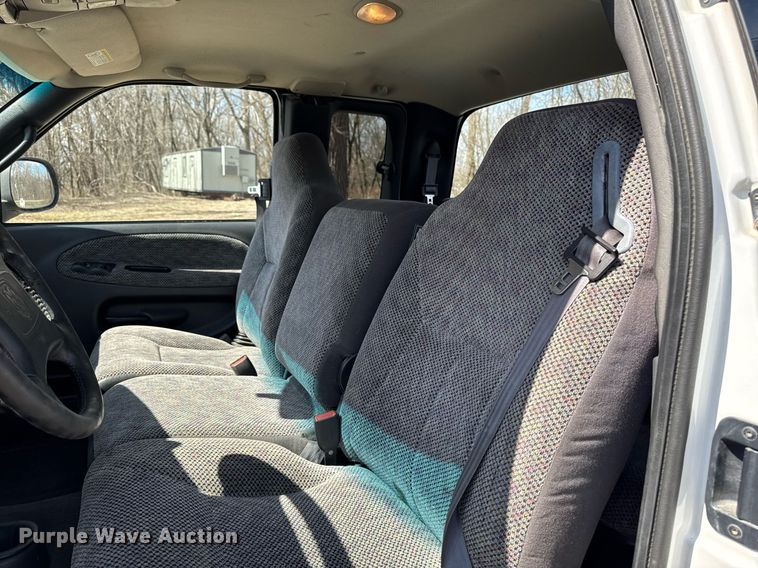 image for item EM3727 1999 Dodge Ram 1500 Quad Cab pickup truck