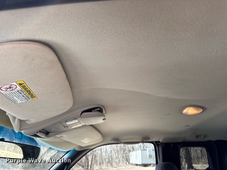 image for item EM3727 1999 Dodge Ram 1500 Quad Cab pickup truck