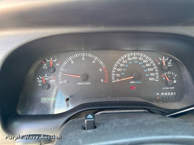 image for item EM3727 1999 Dodge Ram 1500 Quad Cab pickup truck