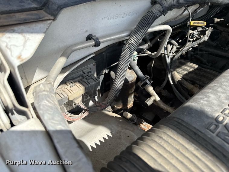 image for item EM3727 1999 Dodge Ram 1500 Quad Cab pickup truck