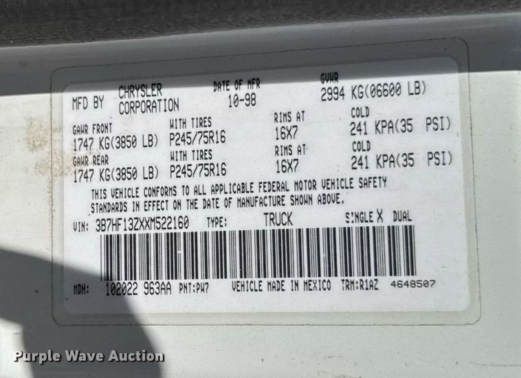 image for item EM3727 1999 Dodge Ram 1500 Quad Cab pickup truck