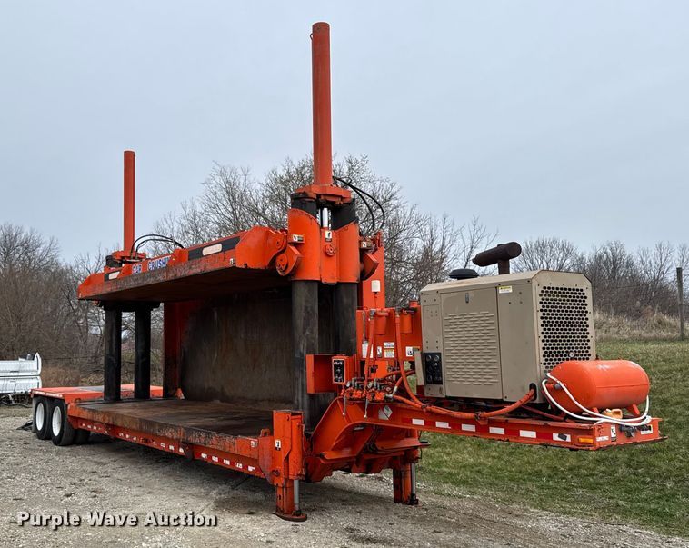 image for item EM3761 2005 Al-Jon Inc car crusher trailer